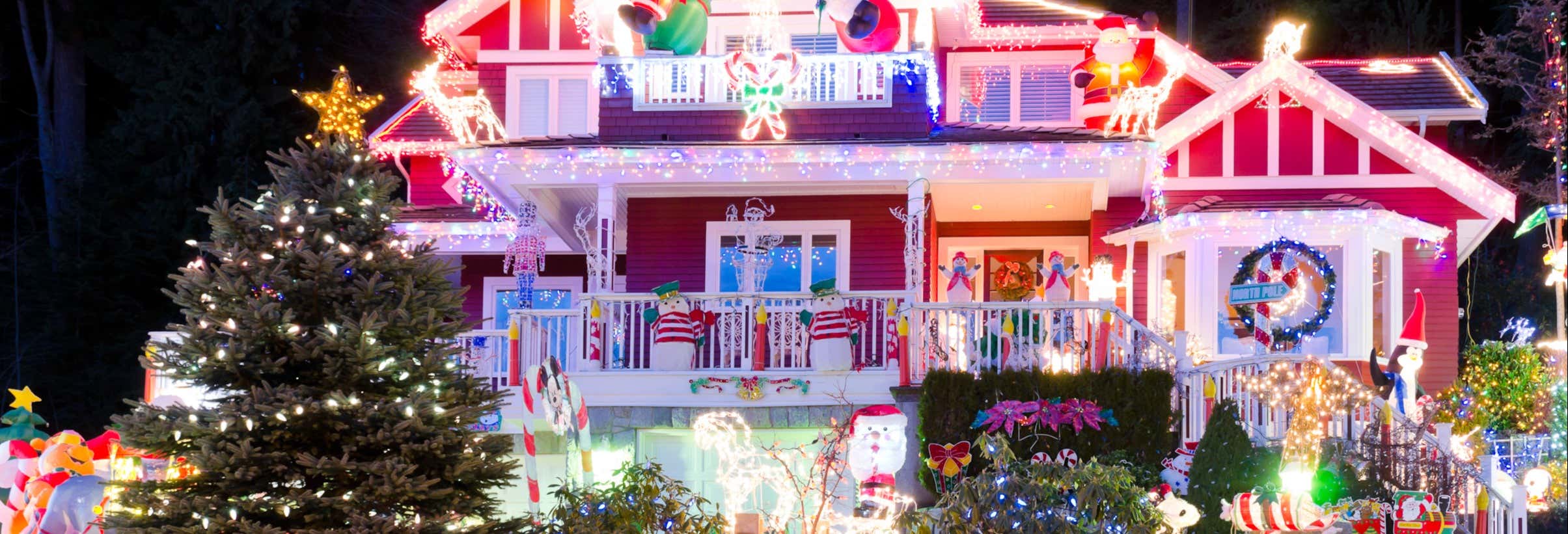 Casa de Dyker Heights decorada con iluminación navideña