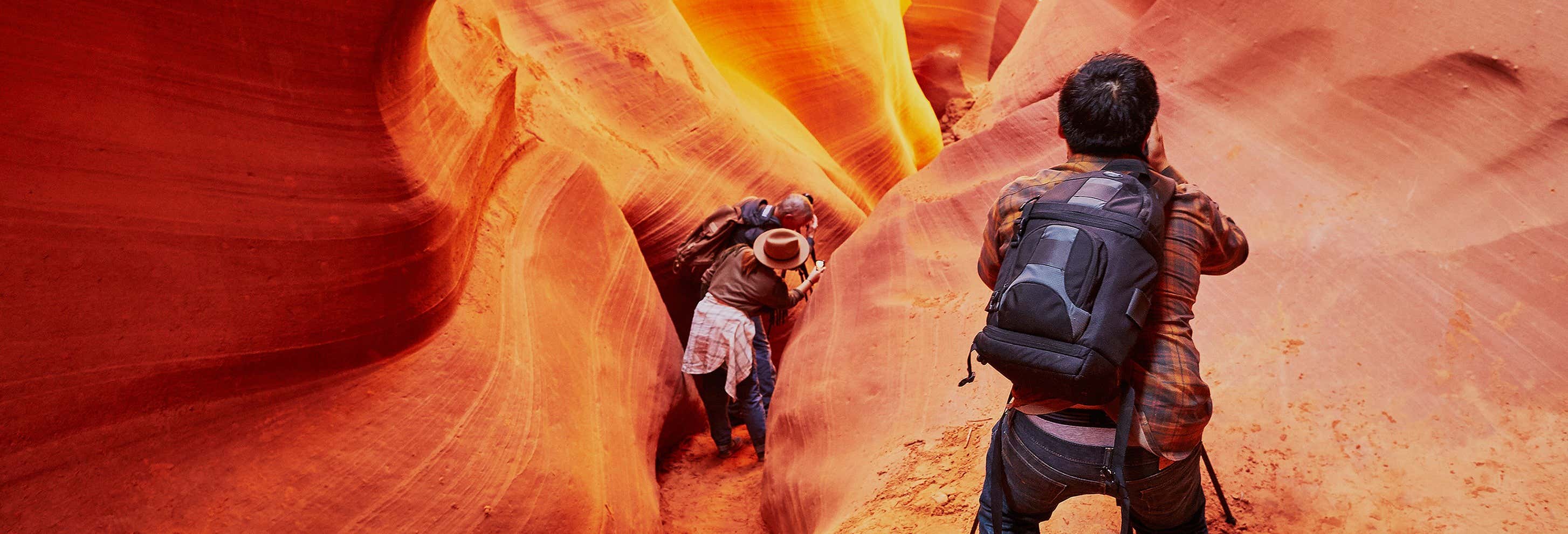 Paredes onduladas de arenisca en Antelope Canyon Lower