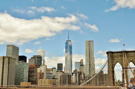 Alcalde de Nueva York considera el cierre total de la ciudad ante incremento de Covid-19