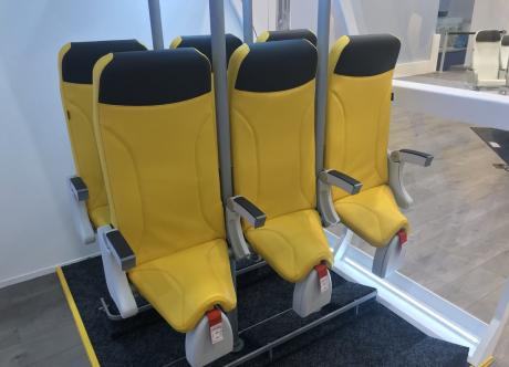 Mobiliario para aviones Aviointeriors - Viajándonos El Mundo