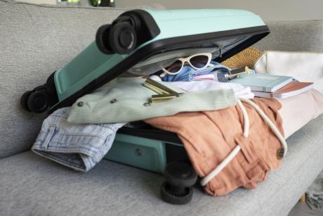 La báscula de viaje que está evitando sorpresas caras justo antes de embarcar ahora cuesta menos de 7 euros