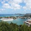 Cruceros llegando a Aruba, la isla feliz, con viajeros que no necesitan visa para entrar