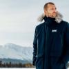 La Helly Hansen que funciona genial en los viajes fríos de diciembre porque abriga sin pesar, está hoy al 50%