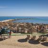 Playa de Marbella y mar Mediterráneo; imagen ilustrativa del destino, no del hotel Don Carlos